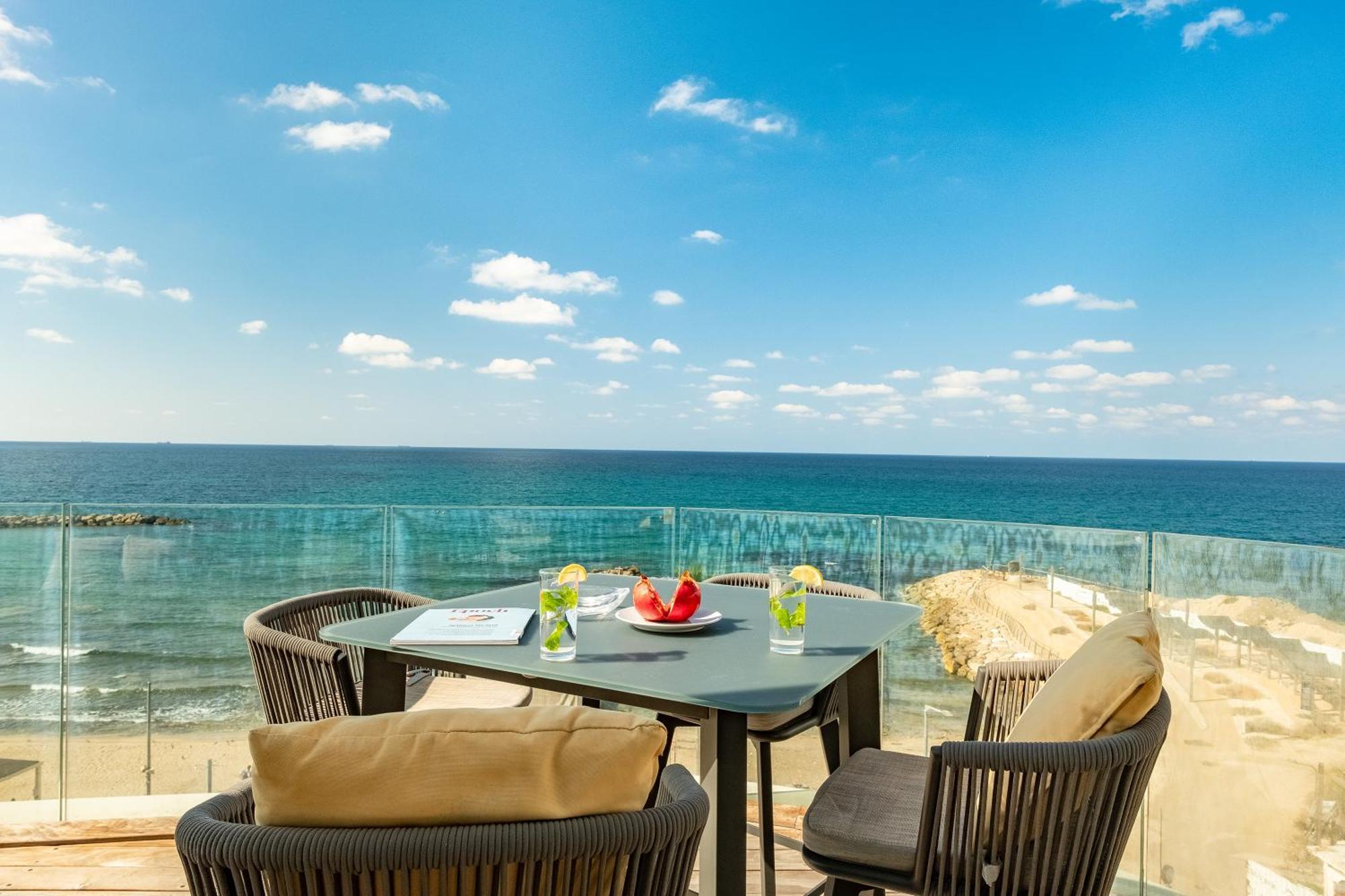 Penthouse 3Br + Roof Top + Parking - On The Beach Χάιφα Εξωτερικό φωτογραφία