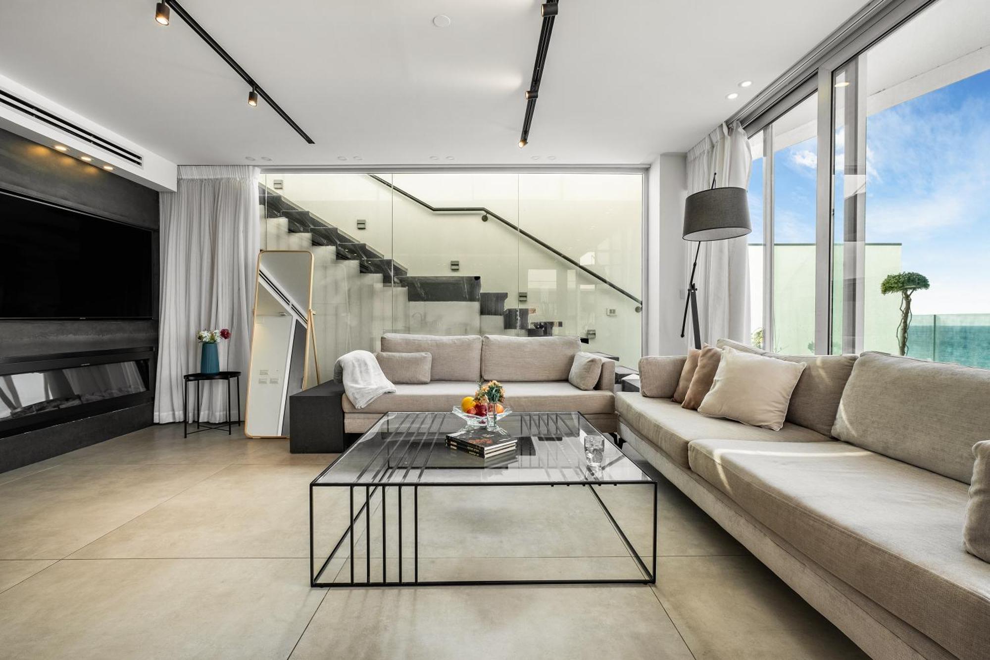 Penthouse 3Br + Roof Top + Parking - On The Beach Χάιφα Εξωτερικό φωτογραφία