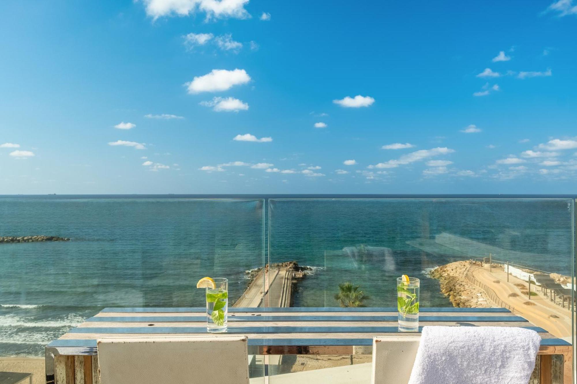 Penthouse 3Br + Roof Top + Parking - On The Beach Χάιφα Εξωτερικό φωτογραφία