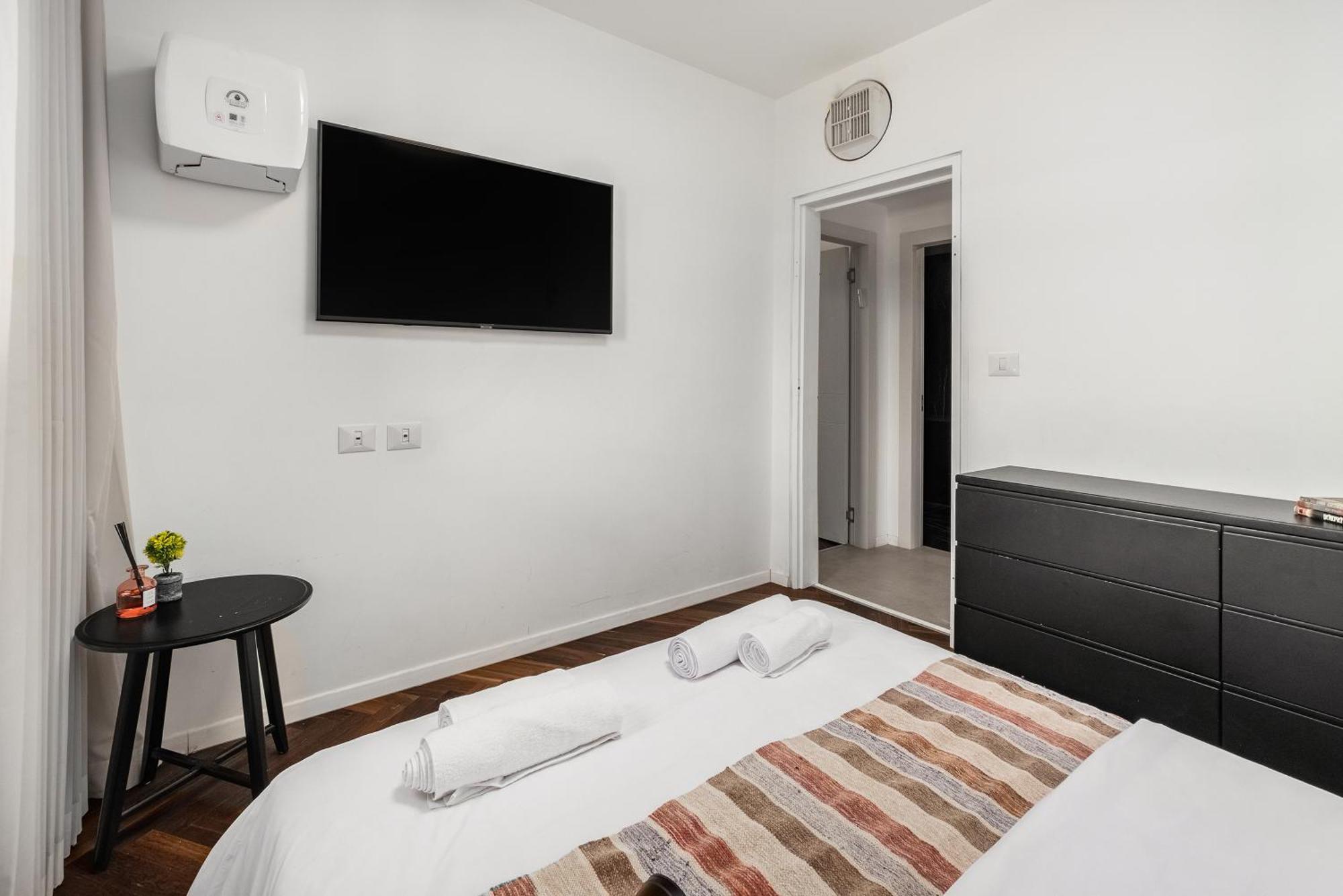 Penthouse 3Br + Roof Top + Parking - On The Beach Χάιφα Εξωτερικό φωτογραφία
